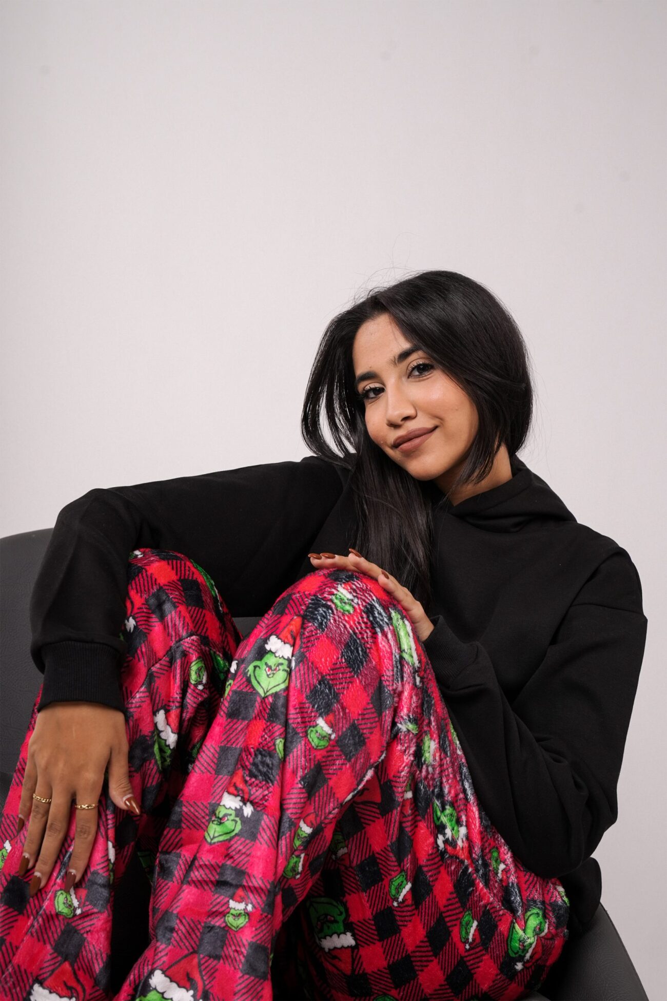 Red Pants Grinch Pajama - Image 5