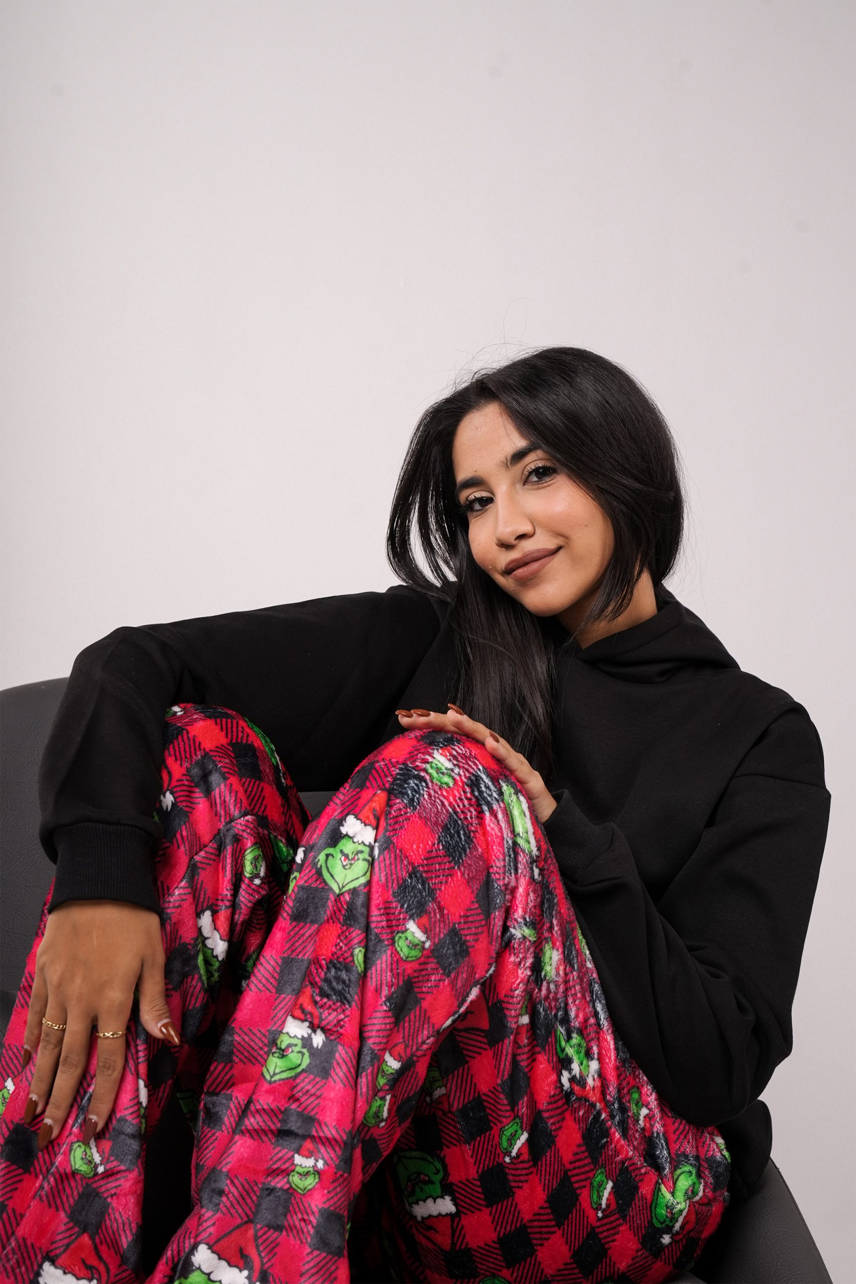 Red Pants Grinch Pajama - Image 5