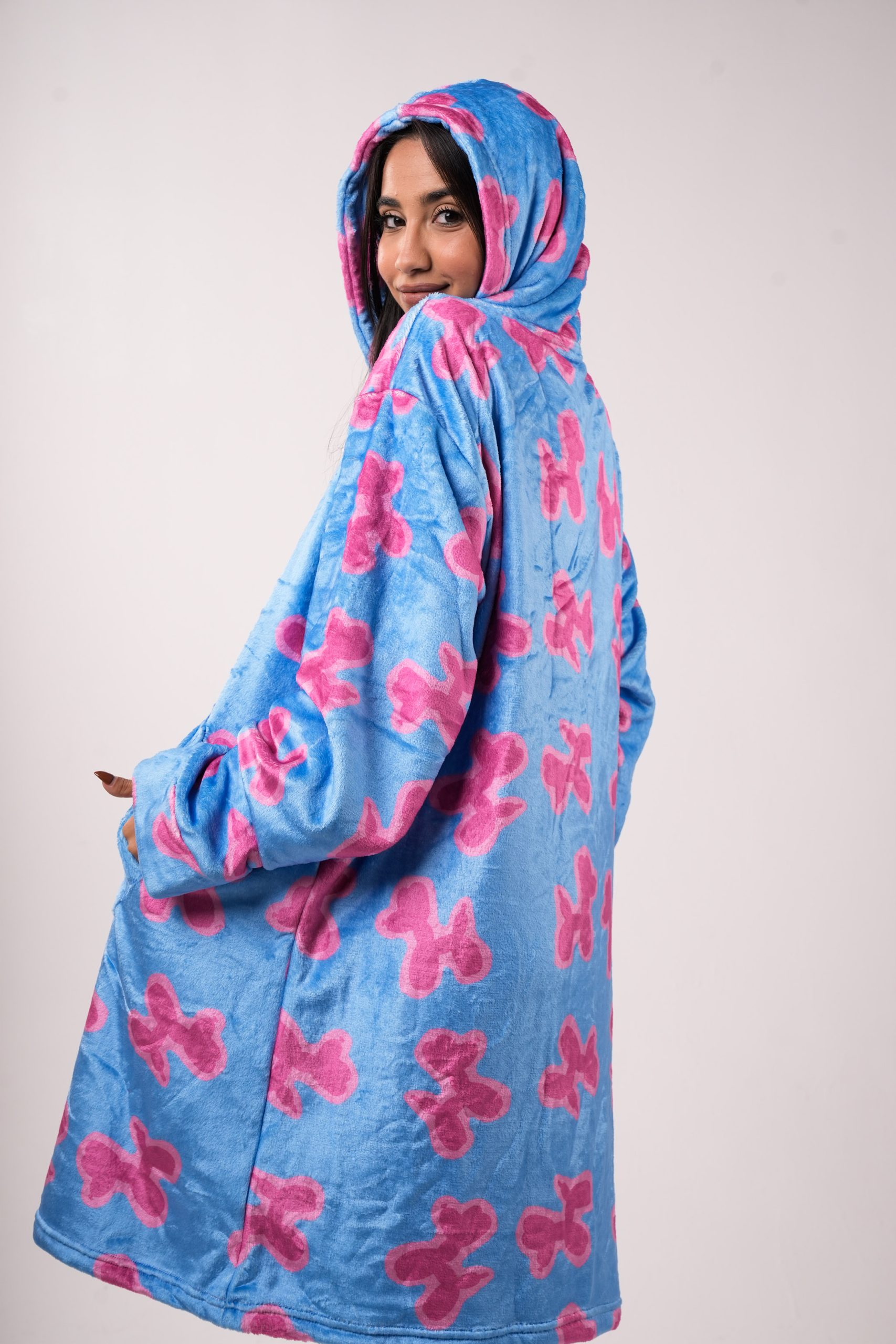 PawBalloon Hoodie Blanket - Image 3