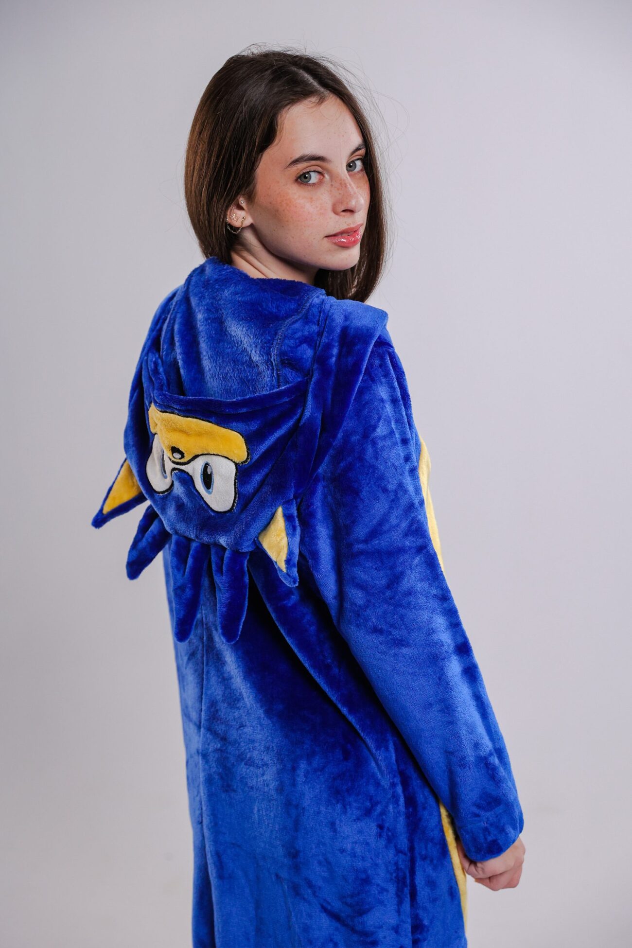 Sonic winter onesie - Image 5
