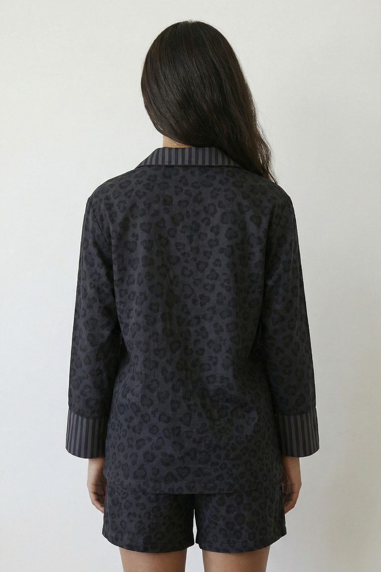 Black Leo Linen Pajama